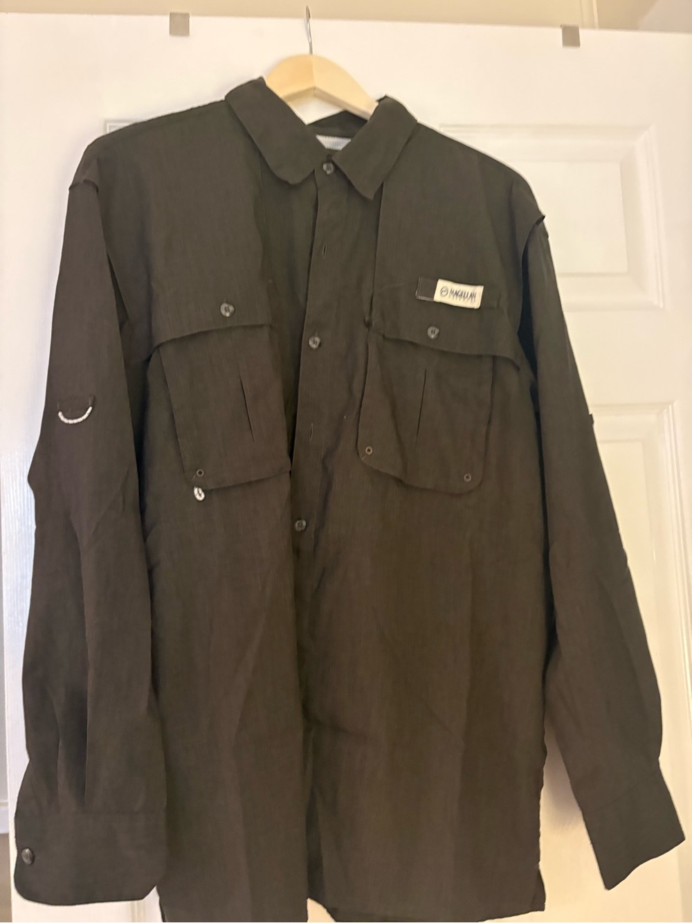 Magnolia Olive Green Men's Casual Button-Down Shirt